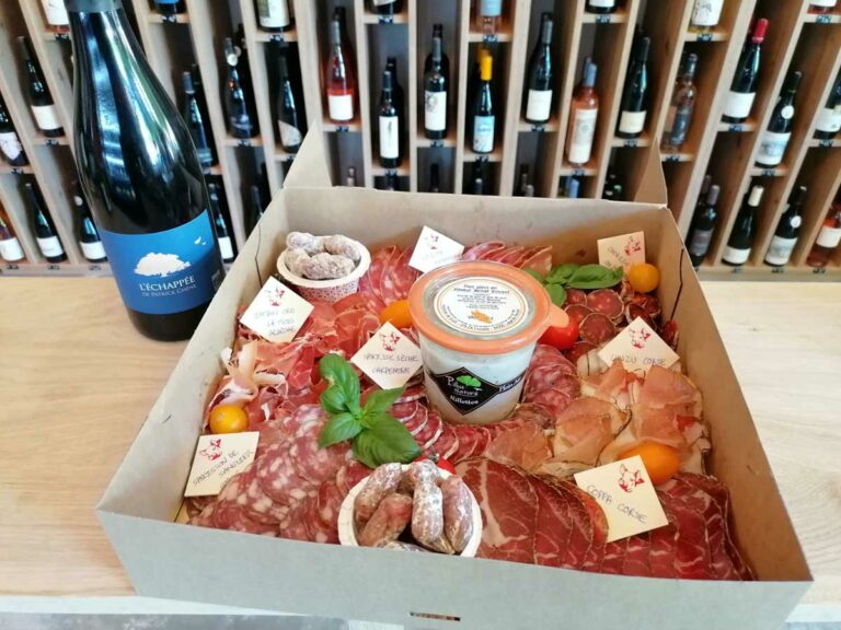 Cave la Petite Reine à Bédoin : charcuteries