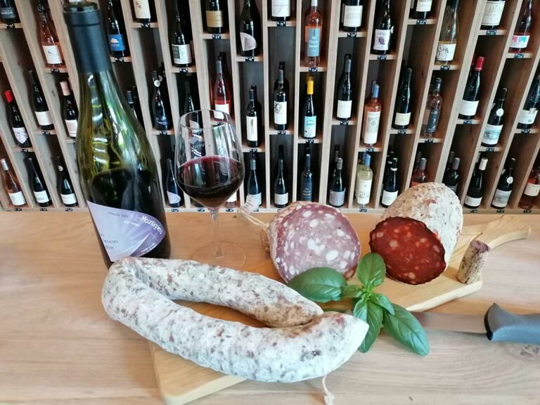 Cave la Petite Reine à Bédoin : charcuteries