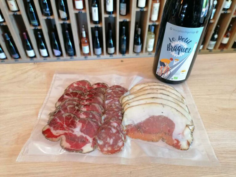 Cave la Petite Reine à Bédoin : charcuteries