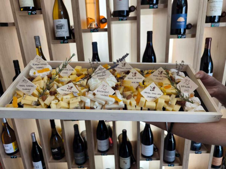 Cave la Petite Reine à Bédoin : Plateau 100% Fromages