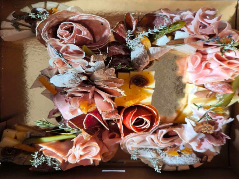 Cave la Petite Reine à Bédoin : Plateau Mixte