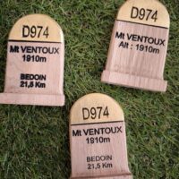 Borne Kilométrique en bois "Mont-Ventoux" (Magnets) – Image 2