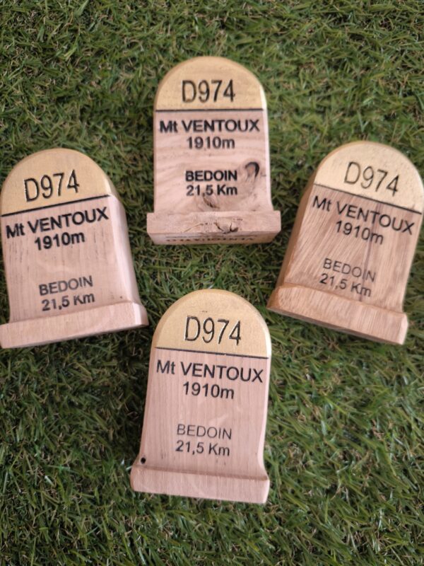 Borne Kilométrique en bois "Mont-Ventoux" (Petit Modèle) – Image 2